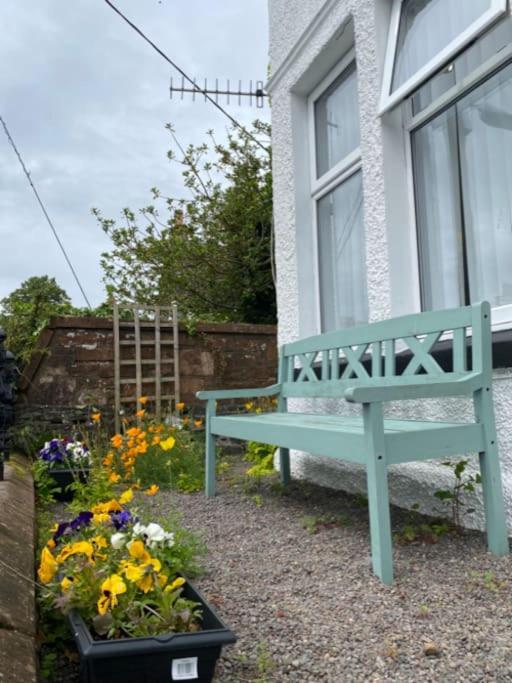 St John'S Flat Spacious Accomodation Dalry  외부 사진