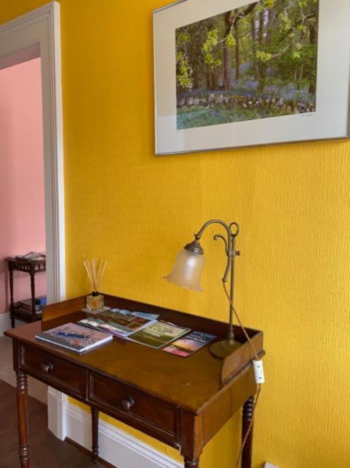 St John'S Flat Spacious Accomodation Dalry  외부 사진